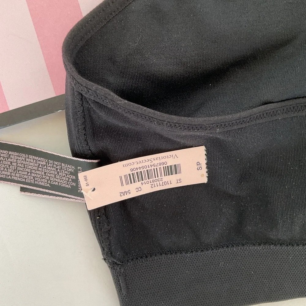 NWT Victorias Secret seamless cutout high neck bralette. Size small. - Picture 10 of 15